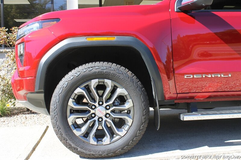 Used 2026 GMC Canyon Denali AWD/4WD image 11