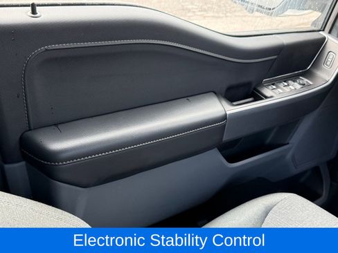 Used 2025 Ford F150 XLT w/ Equipment Group 302A MID image 36