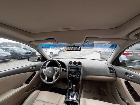 Used 2011 Nissan Altima 2.5 SL w/ 2.5SL Pkg image 12