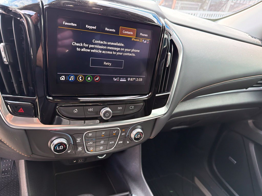 Used 2021 Chevrolet Traverse LT w/ LT Premium Package FWD image 22