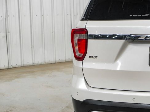 Used 2016 Ford Explorer XLT w/ Equipment Group 202A FWD image 49