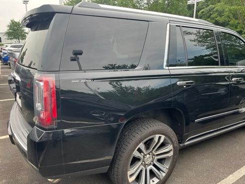 Used 2018 GMC Yukon Denali w/ Denali Ultimate Package AWD/4WD image 3