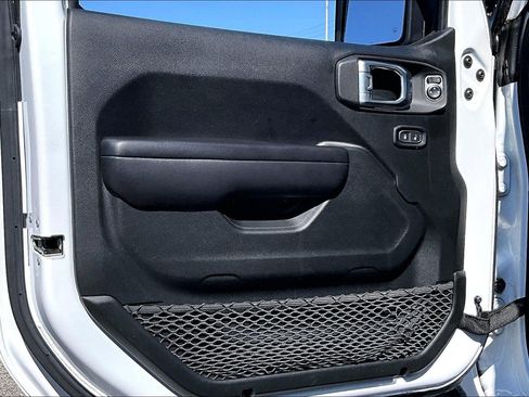Used 2021 Jeep Wrangler Unlimited Sport AWD/4WD image 19