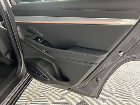 Used 2024 Jeep Wagoneer Launch Edition image 28