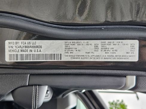 Used 2024 Jeep Grand Cherokee Limited 4xe AWD/4WD image 30