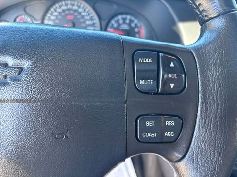Used 2003 Chevrolet Monte Carlo SS image 23