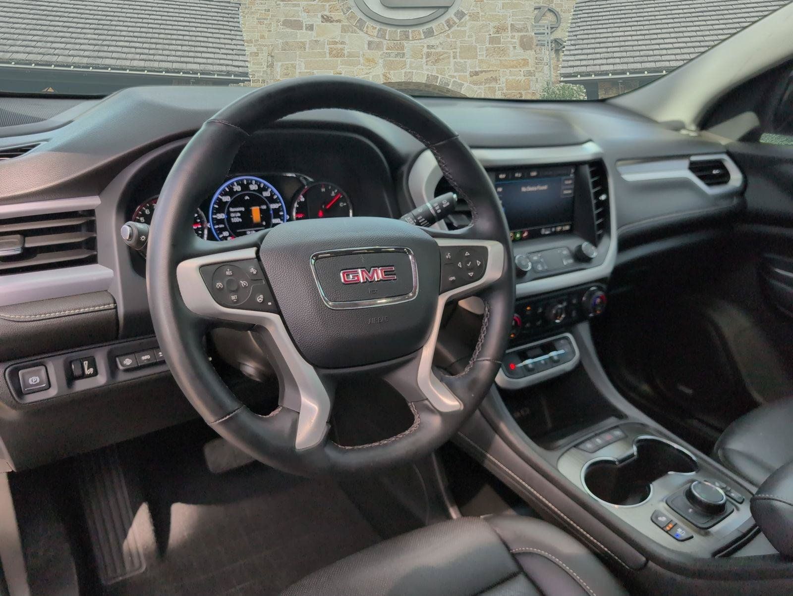 Used 2023 GMC Acadia SLT w/ Elevation Edition FWD image 6
