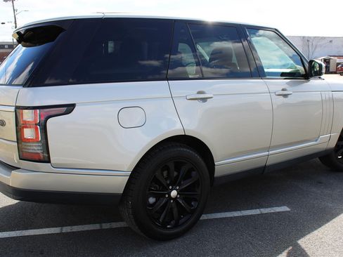 Used 2014 Land Rover Range Rover HSE AWD/4WD image 15