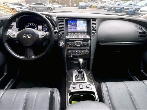 Used 2016 INFINITI QX70 w/ Premium Package image 16