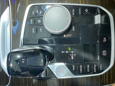 Used 2021 BMW X7 xDrive40i w/ M Sport Package image 17