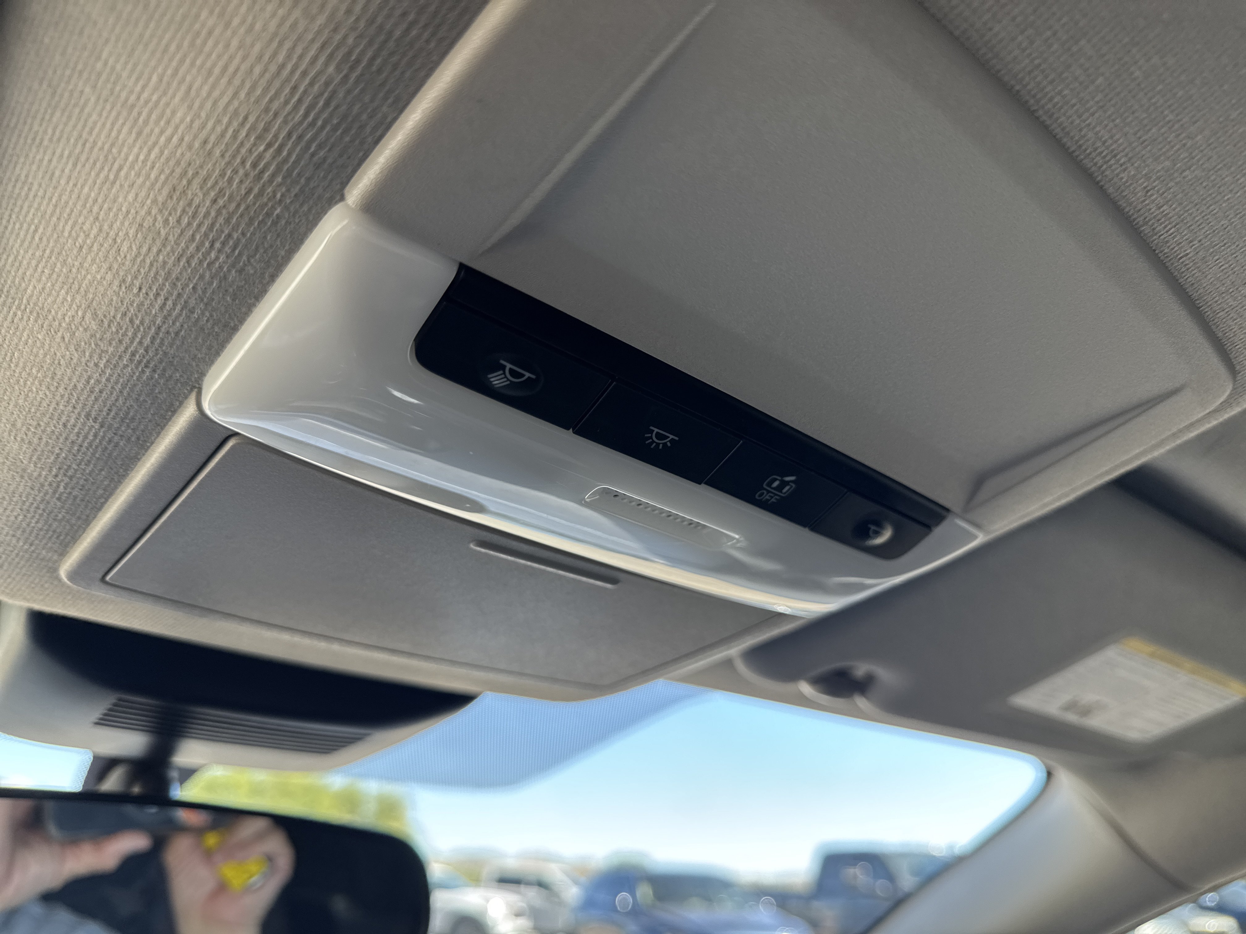 Used 2025 Nissan Sentra S FWD image 28