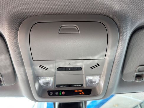 Used 2024 Chevrolet Blazer LT w/ Convenience Package FWD image 27