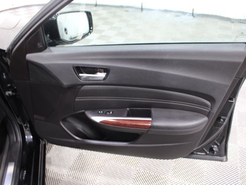 Used 2015 Acura TLX V6 w/ Technology Package FWD image 24