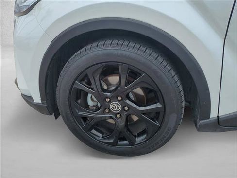 Certified 2022 Toyota C-HR Nightshade FWD image 22