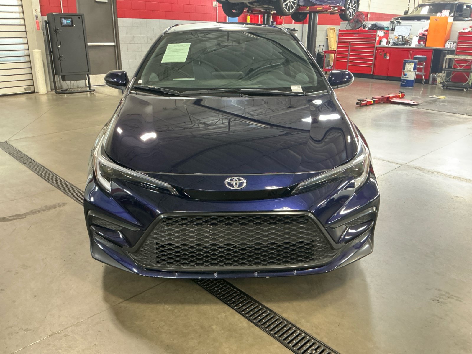 Used 2024 Toyota Corolla SE FWD image 23