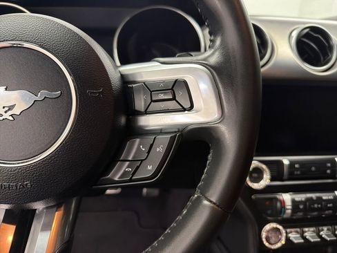 Used 2019 Ford Mustang GT Premium image 30