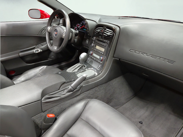 Used 2010 Chevrolet Corvette Convertible w/ Preferred Equipment Group RWD image 19