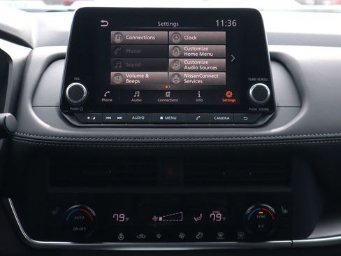 New 2026 Nissan Rogue SV w/ Cold Weather Package FWD image 14