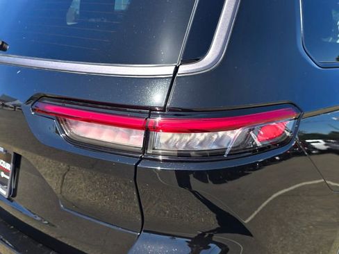 New 2026 Jeep Grand Cherokee L 4WD image 31