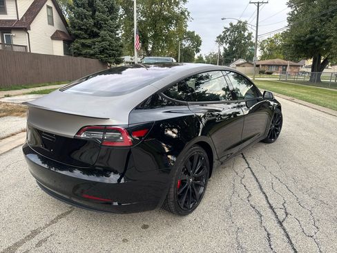 Used 2018 Tesla Model 3 Long Range image 3