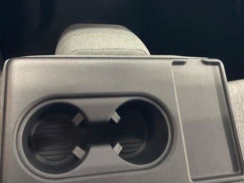 Used 2025 Ford F250 XLT image 23