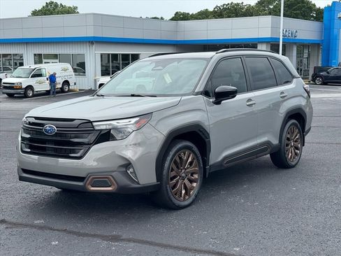 Used 2025 Subaru Forester Sport w/ Protection Package AWD/4WD image 7