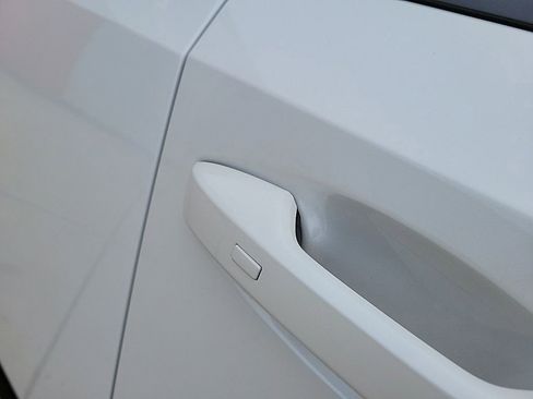 New 2026 Nissan Kicks SR w/ SR Premium Package image 10