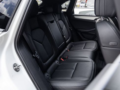 New 2026 Porsche Macan image 44