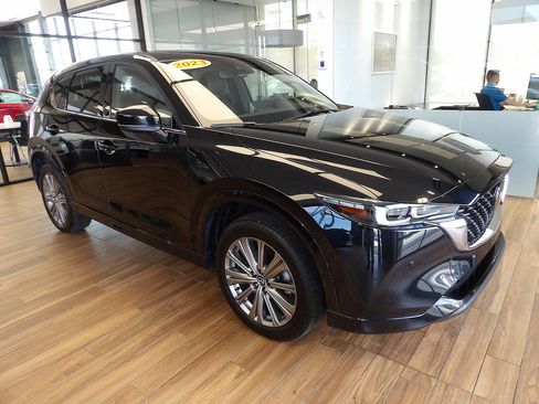 Used 2023 MAZDA CX-5 Signature AWD/4WD image 3