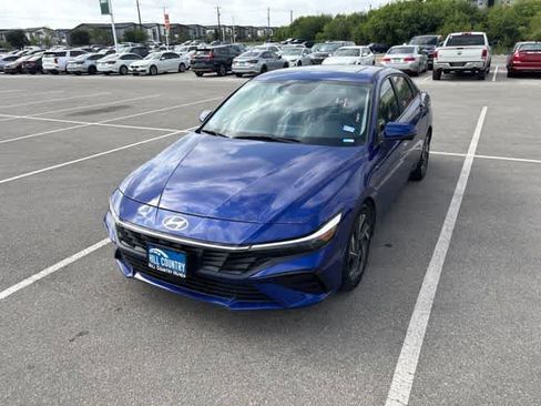 Used 2024 Hyundai Elantra Limited FWD image 1