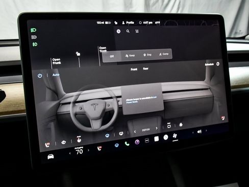 Used 2022 Tesla Model Y Long Range image 33
