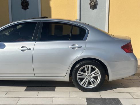 Used 2015 INFINITI Q40 AWD w/ Navigation Package image 5