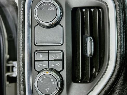 Used 2021 GMC Sierra 1500 Elevation RWD image 17