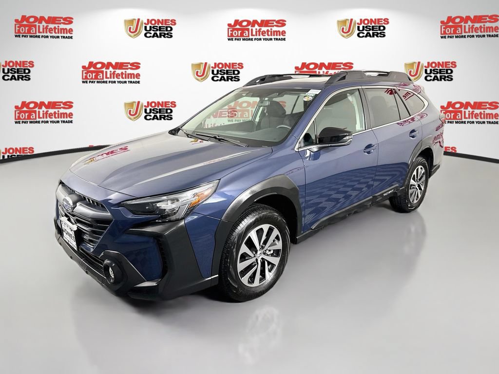 Used 2025 Subaru Outback Premium AWD/4WD image 15