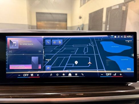 Used 2024 BMW X5 xDrive50e w/ Parking Assistance Package image 16