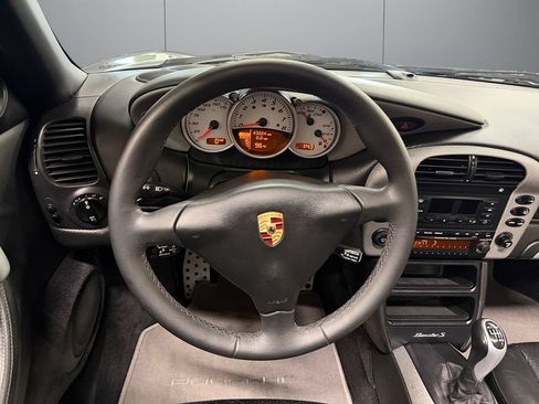 Used 2004 Porsche Boxster S RWD image 11