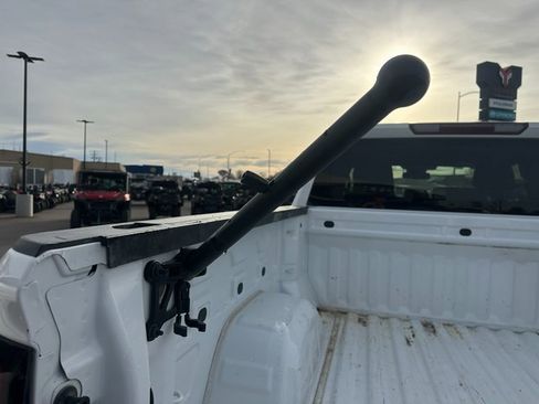 Used 2023 GMC Sierra 1500 SLT image 14