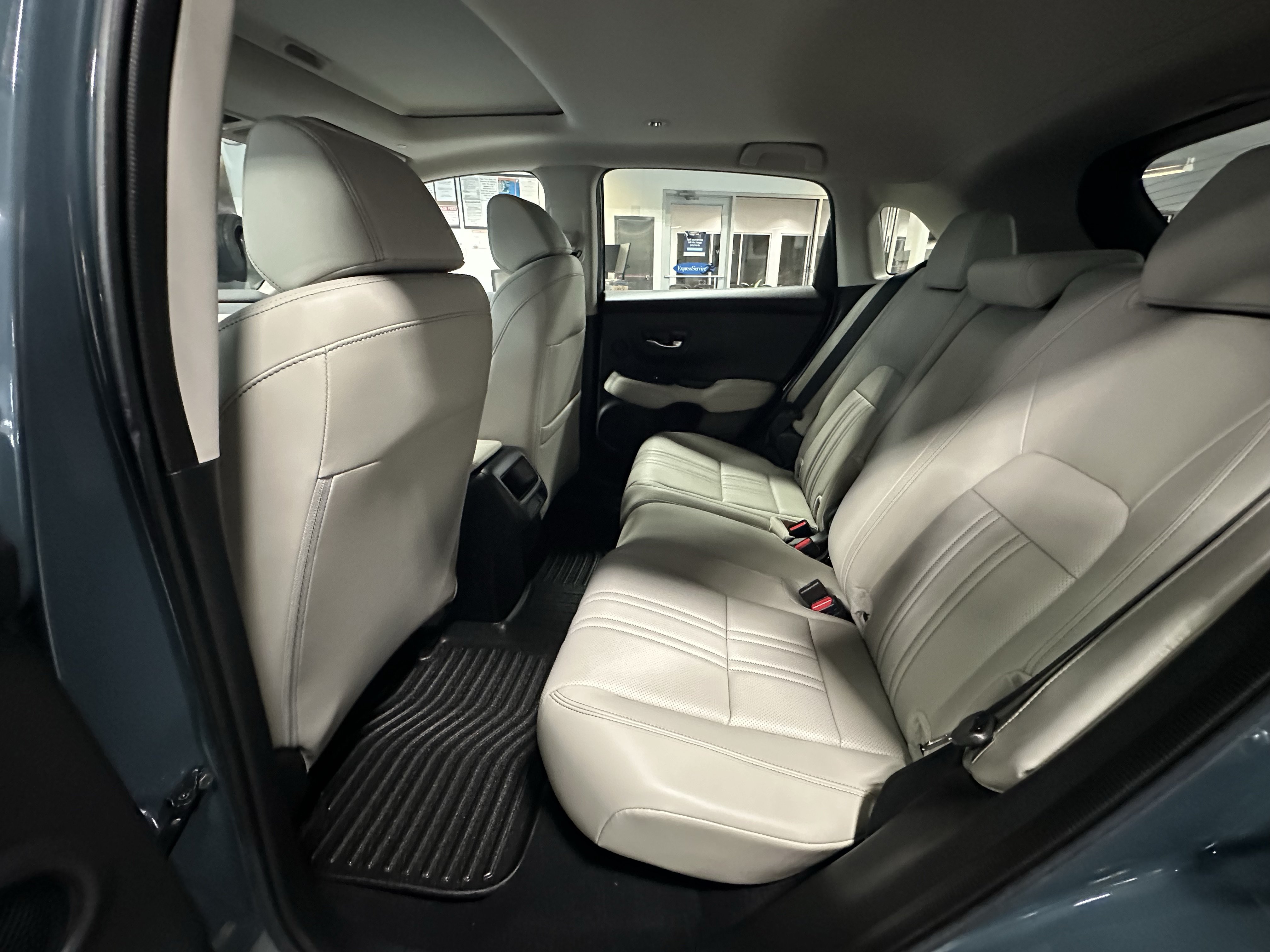 Used 2024 Honda HR-V EX-L image 18