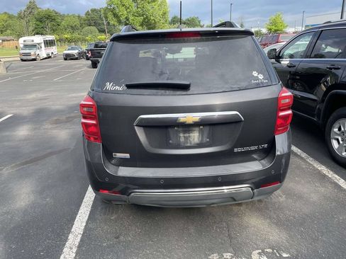 Used 2016 Chevrolet Equinox LTZ w/ Enhanced Convenience Package FWD image 5