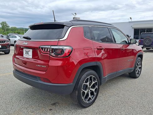 Certified 2025 Jeep Compass Limited AWD/4WD image 25