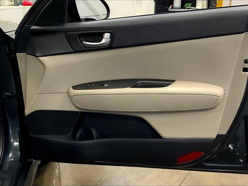 Used 2016 Kia Optima LX w/ LX Convenience Package image 20