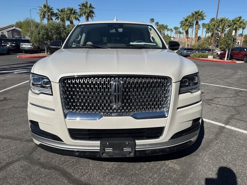 Certified 2023 Lincoln Navigator L Reserve image 2