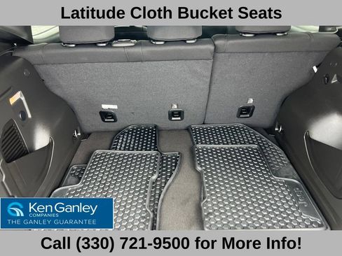 Used 2023 Jeep Renegade Latitude w/ Premium Group AWD/4WD image 49