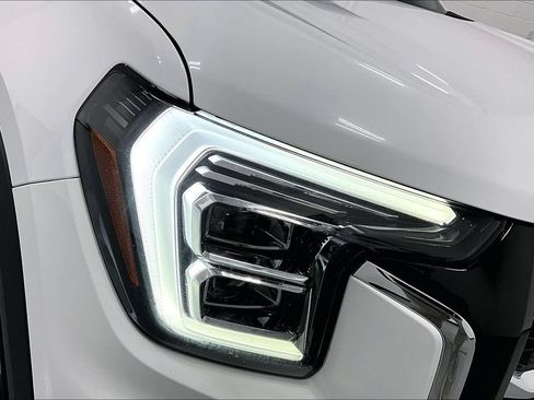 Used 2025 GMC Terrain Elevation FWD image 34
