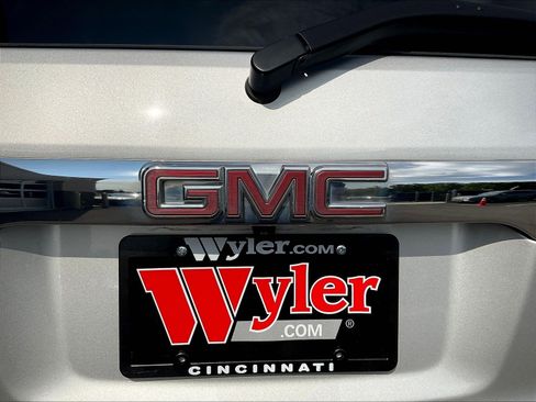 Used 2019 GMC Acadia SLT AWD/4WD image 20