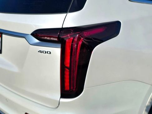 Used 2022 Cadillac XT6 Premium Luxury FWD image 27