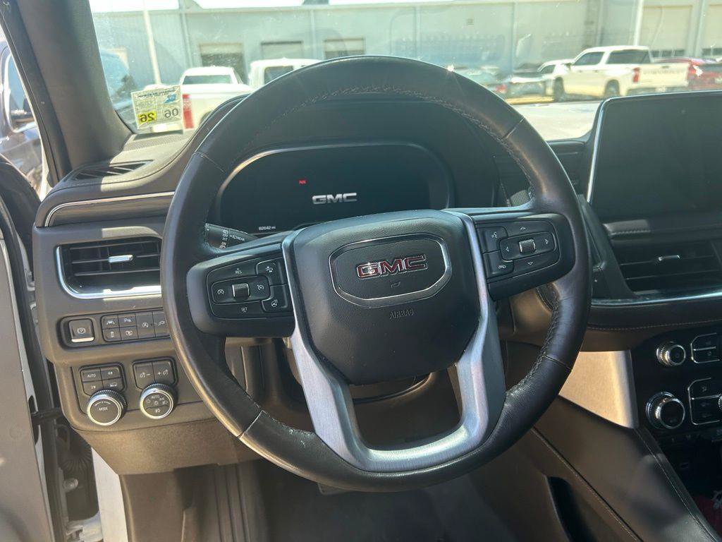 Used 2022 GMC Yukon SLT w/ SLT Luxury Package AWD/4WD image 12