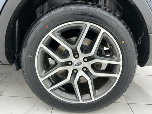 Used 2017 Ford Explorer Sport AWD/4WD image 50