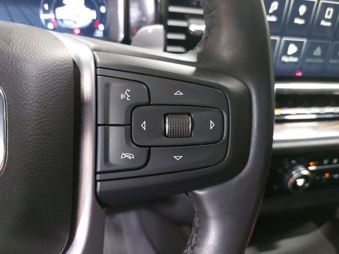 Used 2023 GMC Sierra 1500 Elevation image 17