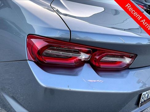 Used 2019 Chevrolet Camaro LT w/ LPO, Camaro Logo Package RWD image 23
